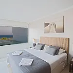 Βίλα Fig Tree Bay Seafront, Luxury 5bdr Seafront *
