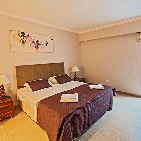 Villa Fig Tree Bay Seafront, Luxury 5bdr Seafront Protaras