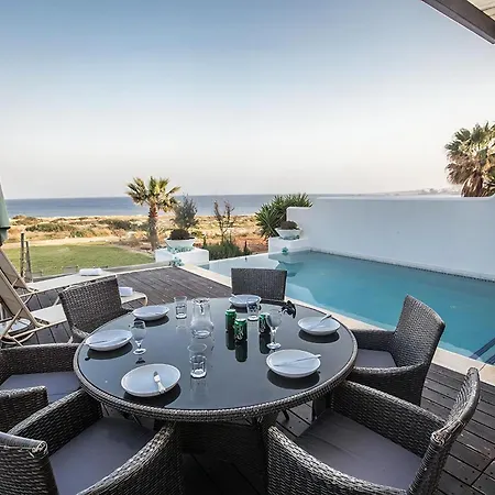 Fig Tree Bay Seafront Luxury 5bdr Seafront With Panoramic Sea Views فيلة بروتاراس