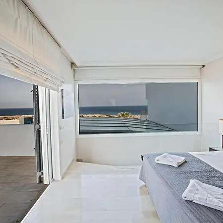 Fig Tree Bay Seafront Luxury 5bdr Seafront With Panoramic Sea Views * بروتاراس