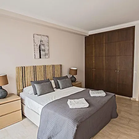 Fig Tree Bay Seafront, Luxury 5bdr Seafront * Protaras